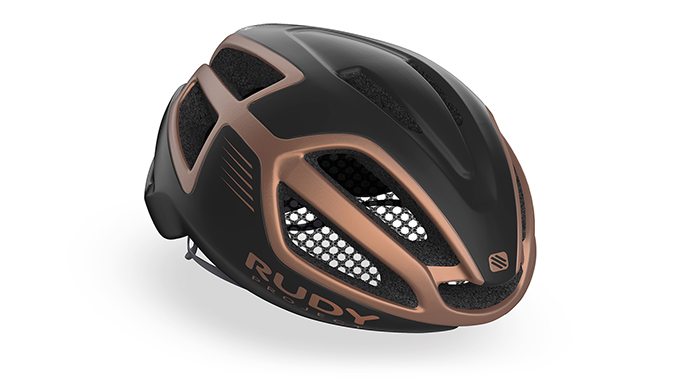 Vernici specialty su casco